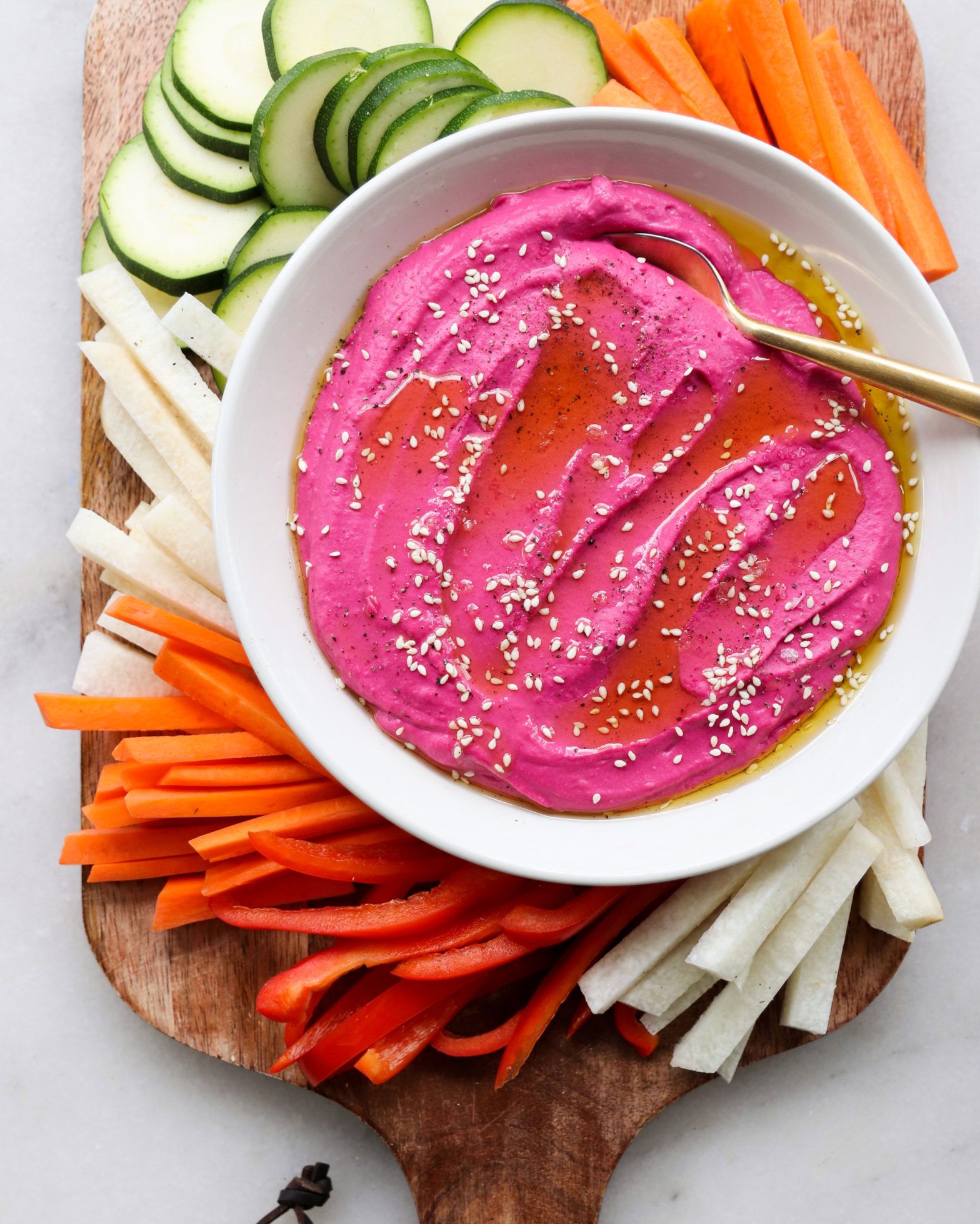 PlantBased Whole30 Beet Hummus with Crudite