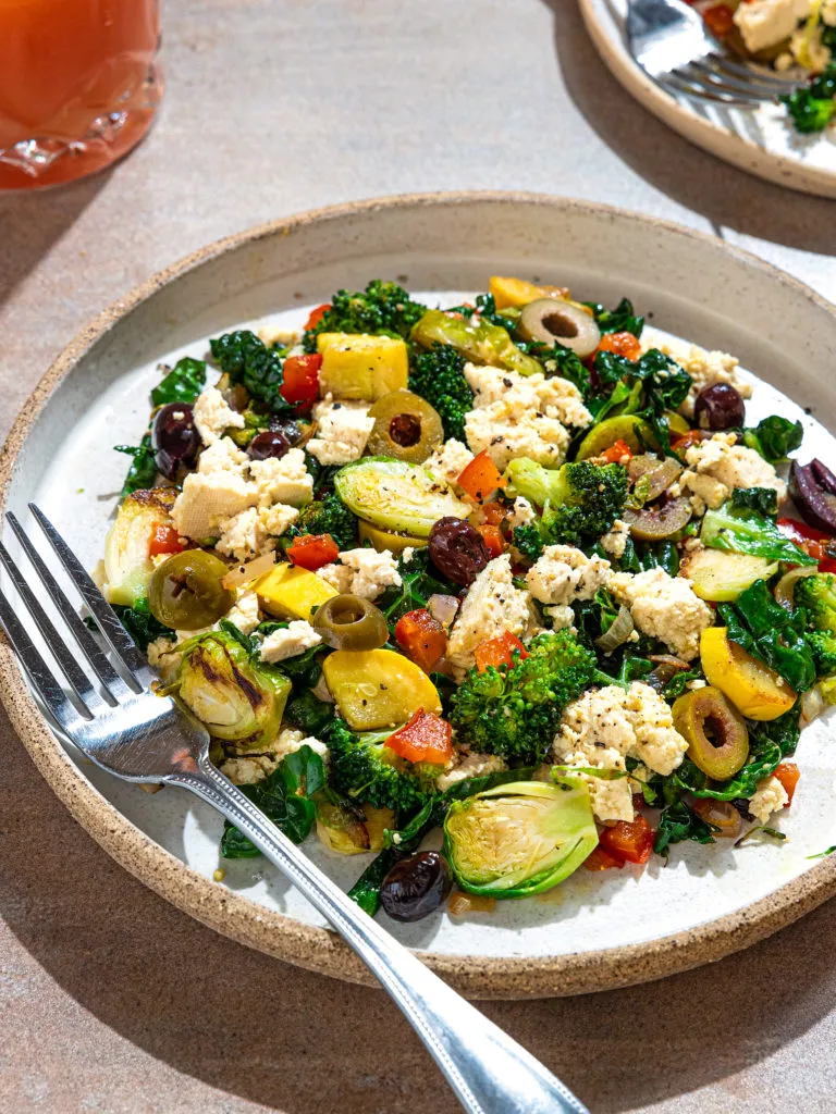 Plant-Based Whole30 Tofu Veggie Scramble