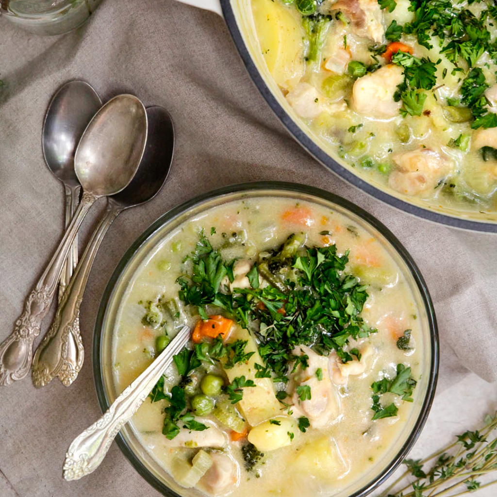 Whole30 Chicken Pot Pie Soup