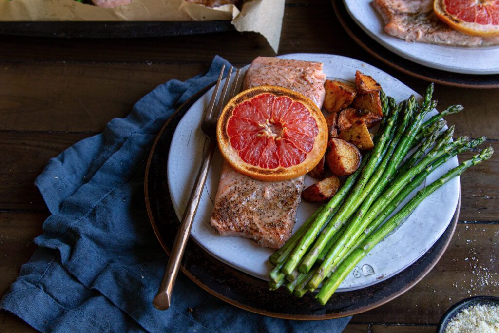 Whole30 Salmon Sheet Pan Meal