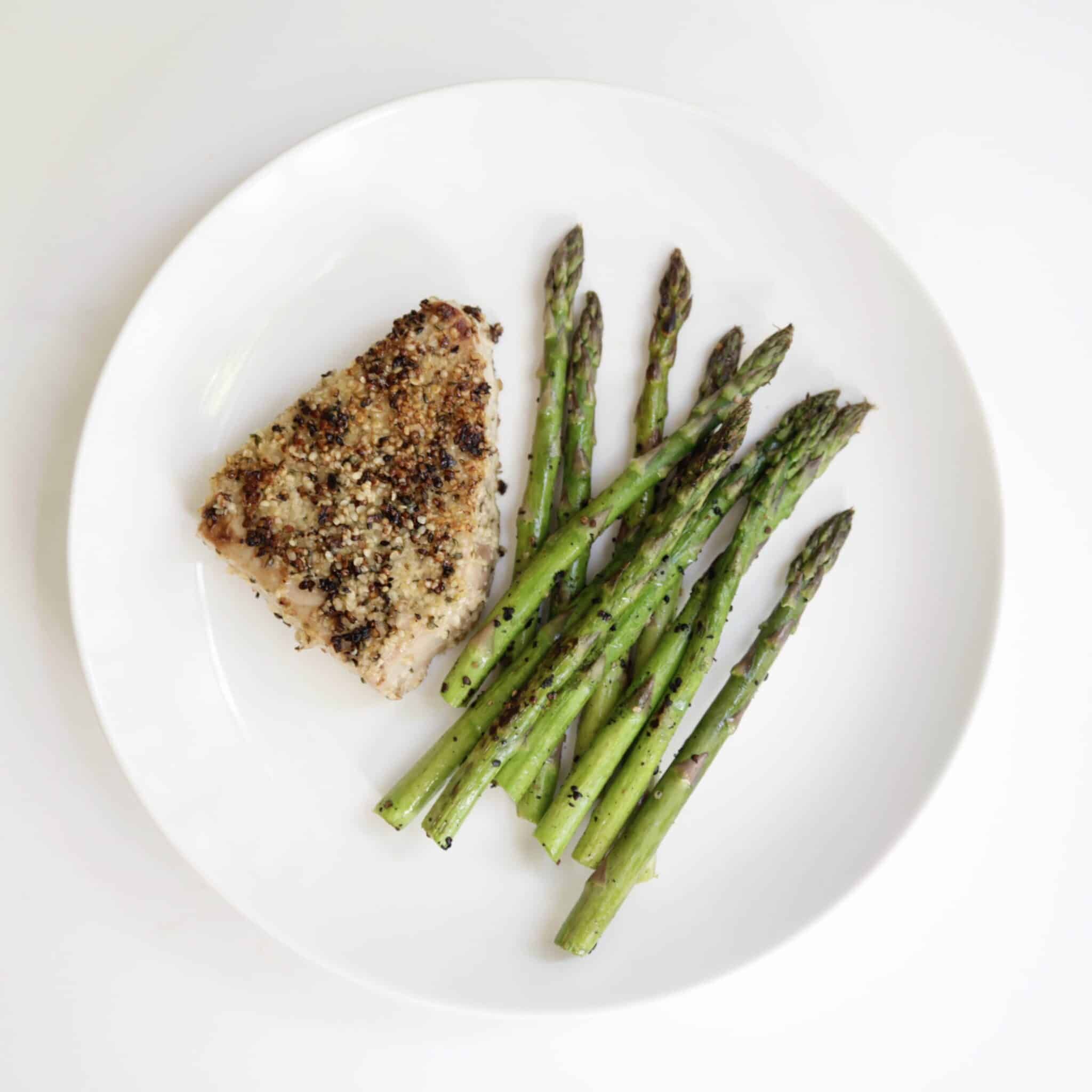 5 Ingredient Tuna Steak with Chia Crust - The Whole30® Program