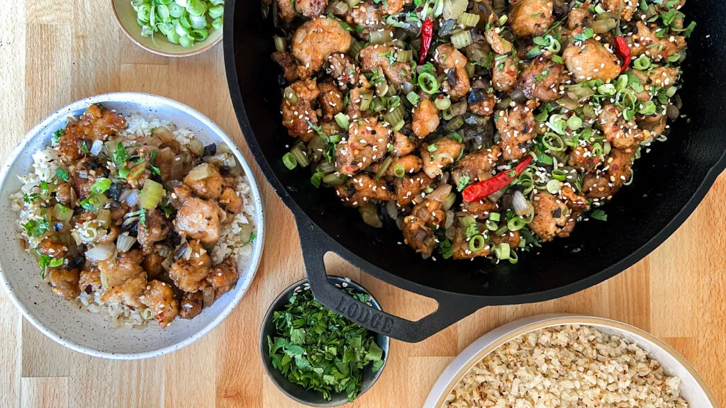 https://whole30.com/wp-content/uploads/2023/07/Asian-Inspired-Crispy-Chicken-Stir-Fry-1024x576.jpg.webp