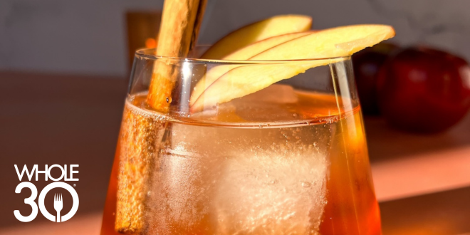 Whole30 Cinnamon Apple Spice Mocktail