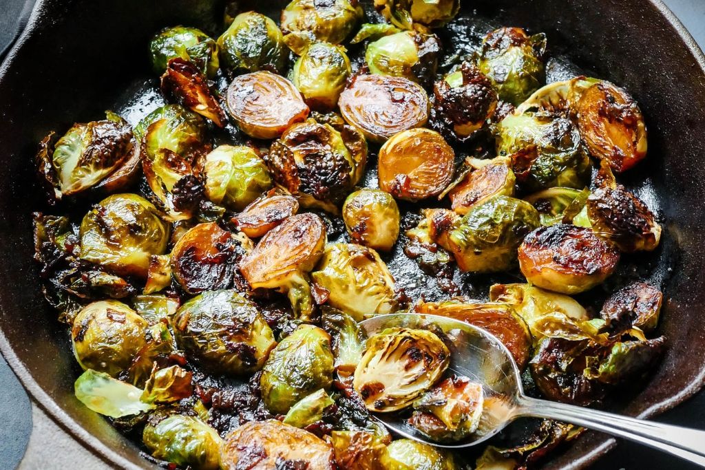 Whole30 Crispy Brussels Sprouts