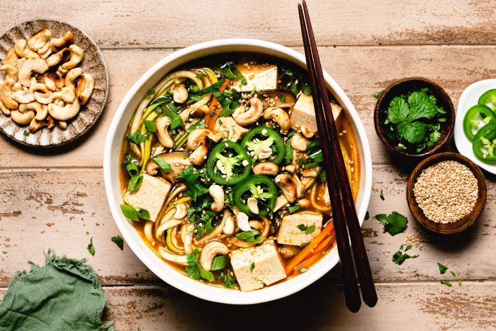 Quick tofu and zoodle mushroom soup